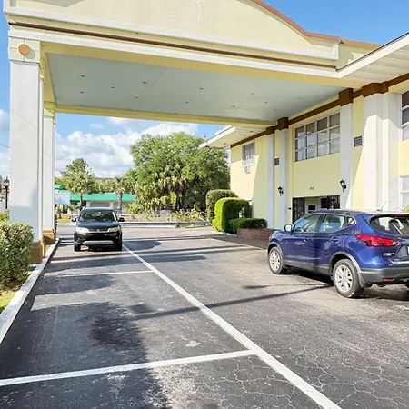 University Inn